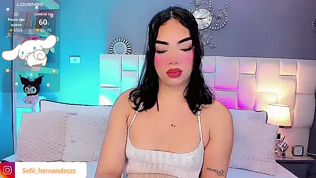 Snapshot of Sofi_hdz chatting on September 18, 8:44 pm Sofi hdz online show from September 18, 8:44 pm