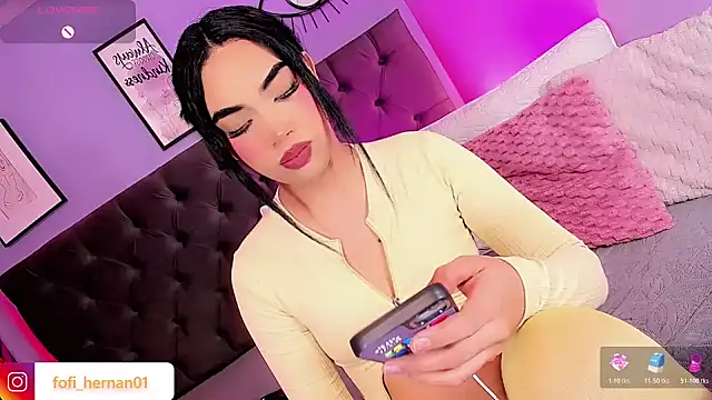 Snapshot of Sofi_hdz chatting on November 15, 9:11 pm Sofi hdz online show from November 15, 9:11 pm