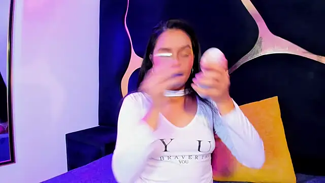 Ivanna18 x online show from October 9, 3:59 am