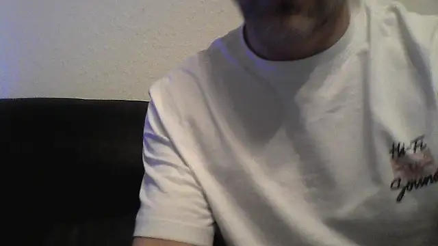 AttractiveSilk5 online show from February 8, 9:29 pm