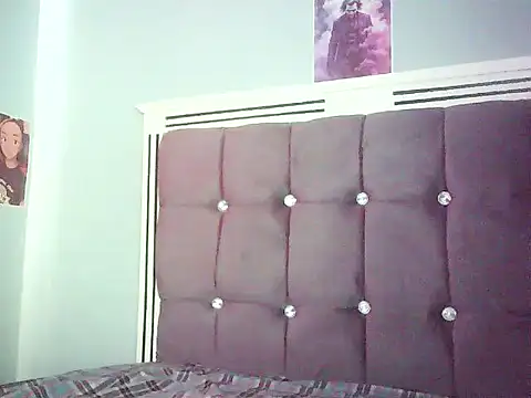 Cryaluna online show from March 15, 5:35 am