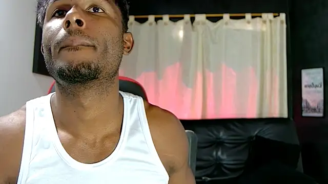 Snapshot of Black_indiian chatting on November 29, 6:44 pm Black indiian online show from November 29, 6:44 pm