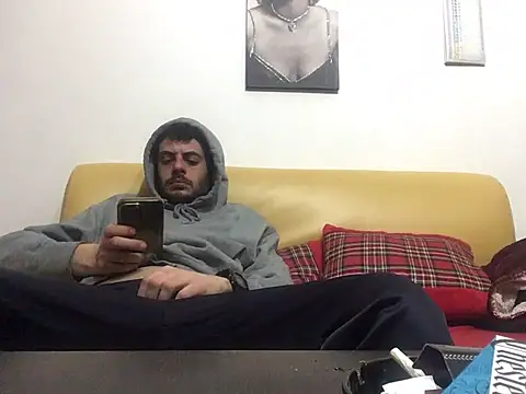 Snapshot of DragonPink chatting on January 10, 8:26 pm DragonPink online show from January 10, 8:26 pm