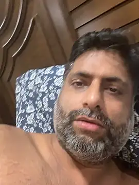 Snapshot of blueleopard05 chatting on July 8, 5:56 am blueleopard05 online show from July 8, 5:56 am