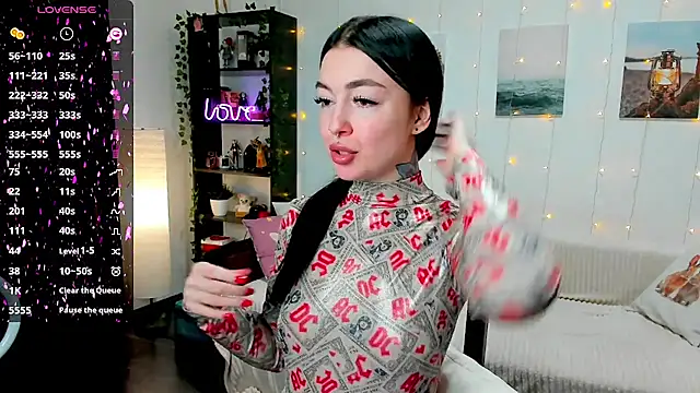 Magic Allie online show from February 17, 8:15 pm