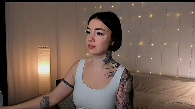 Snapshot of Magic_Allie chatting on January 7, 7:00 am Magic Allie online show from January 7, 7:00 am