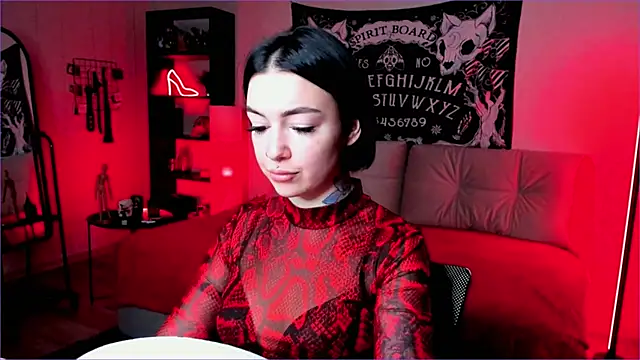 Snapshot of Magic_Allie chatting on February 17, 7:20 pm Magic Allie online show from February 17, 7:20 pm