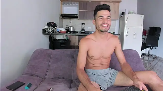 Snapshot of MorganFrei chatting on February 14, 7:43 pm MorganFrei online show from February 14, 7:43 pm