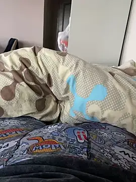 Snapshot of Metmenn7 chatting on December 10, 2:06 pm Metmenn7 online show from December 10, 2:06 pm