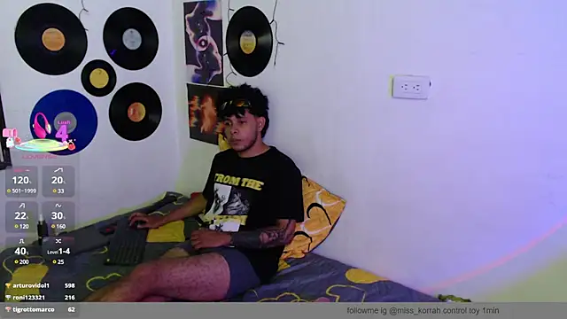 MissKorah online show from March 23, 4:27 am