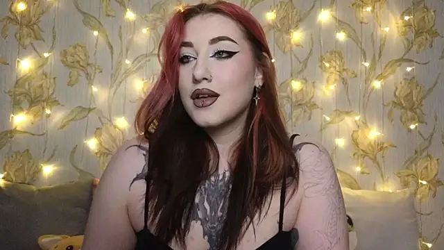 Kimpossible1 online show from December 5, 11:27 am