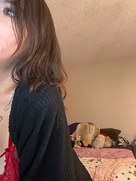 Snapshot of SafeinouterSpace chatting on December 19, 8:21 am SafeinouterSpace online show from December 19, 8:21 am