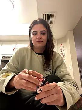 Snapshot of SafeinouterSpace chatting on January 19, 8:29 am SafeinouterSpace online show from January 19, 8:29 am