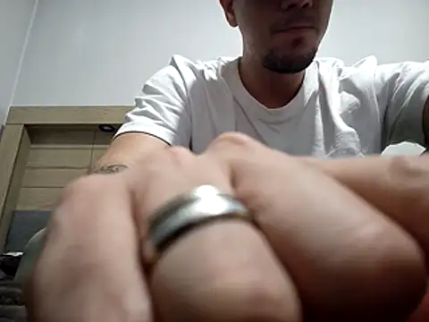 Snapshot of Terry_Bogardd chatting on November 20, 4:23 am Terry Bogardd online show from November 20, 4:23 am