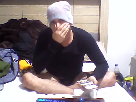 Snapshot of Terry_Bogardd chatting on December 18, 3:01 am Terry Bogardd online show from December 18, 3:01 am