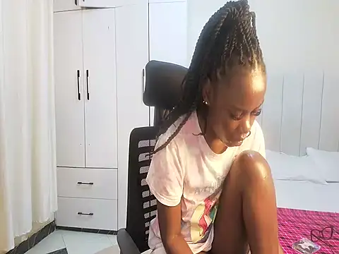 chloe desire1 online show from April 19, 4:56 am