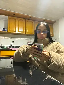 Snapshot of Ady_18 chatting on October 28, 12:36 am Ady 18 online show from October 28, 12:36 am