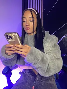 Snapshot of Ady_18 chatting on November 14, 8:29 pm Ady 18 online show from November 14, 8:29 pm