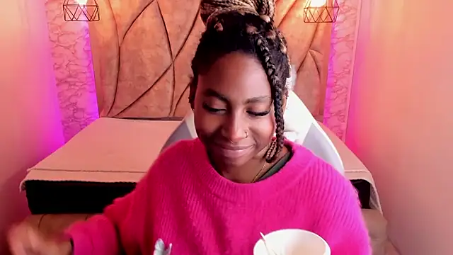 Queen perla  online show from January 22, 3:51 pm