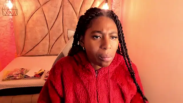 Queen perla  online show from March 14, 12:40 pm