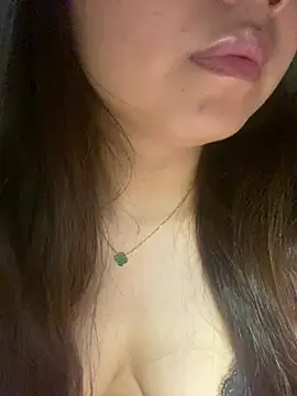 Hotellinh12 online show from February 18, 6:26 pm