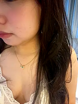 Hotellinh12 online show from September 13, 11:43 am