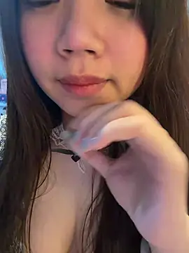 Hotellinh12 online show from April 20, 12:08 pm