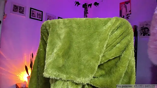 Conlosmichis online show from March 24, 11:32 pm