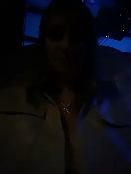 Snapshot of MaryDeniro chatting on February 9, 3:32 am MaryDeniro online show from February 9, 3:32 am