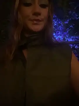 Snapshot of MaryDeniro chatting on February 28, 3:37 am MaryDeniro online show from February 28, 3:37 am