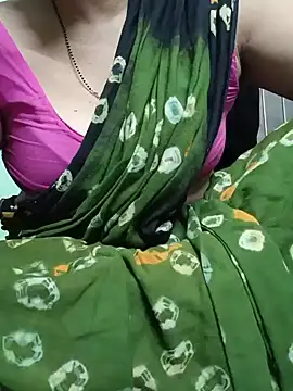 Snapshot of Rosy-B chatting on June 19, 1:59 pm Rosy-B online show from June 19, 1:59 pm