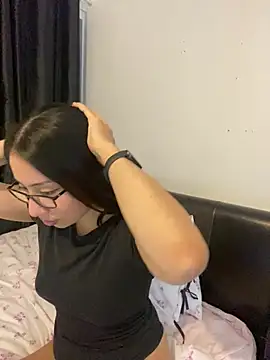 LorenaAnderson online show from January 20, 5:06 pm