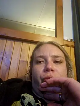 Snapshot of Off_the_Lesh chatting on September 25, 3:05 pm Off the Lesh online show from September 25, 3:05 pm