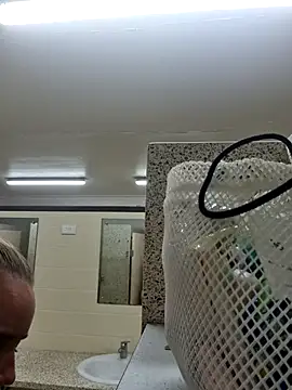 Snapshot of Off_the_Lesh chatting on November 15, 3:52 pm Off the Lesh online show from November 15, 3:52 pm