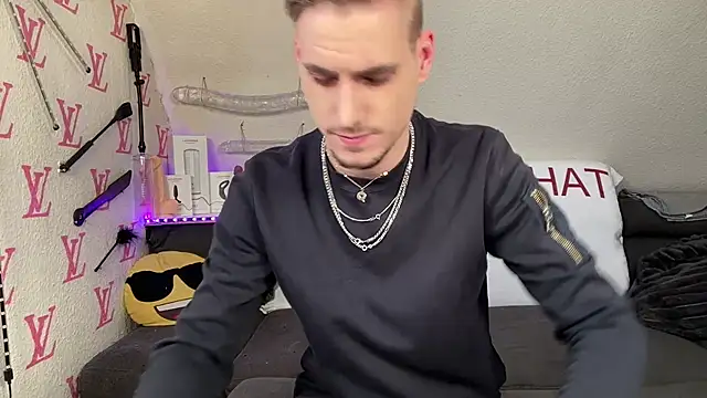 Cookieboy88 online show from February 20, 2:17 pm