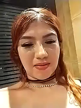 Snapshot of AriaRusso chatting on January 28, 12:05 am AriaRusso online show from January 28, 12:05 am