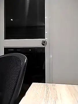 Snapshot of AriaRusso chatting on March 13, 12:27 am AriaRusso online show from March 13, 12:27 am