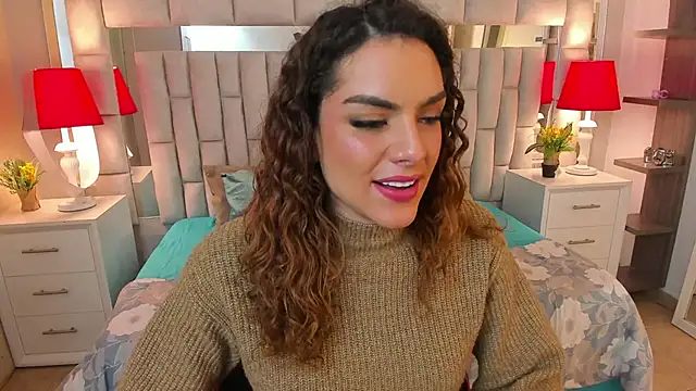 Snapshot of mariiahneedles chatting on October 11, 12:21 am mariiahneedles online show from October 11, 12:21 am