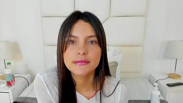 DulceColeman online show from March 28, 11:21 am