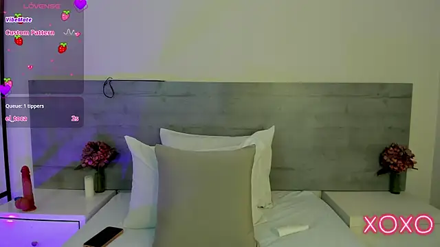 Snapshot of DulceColeman chatting on May 11, 11:27 am DulceColeman online show from May 11, 11:27 am