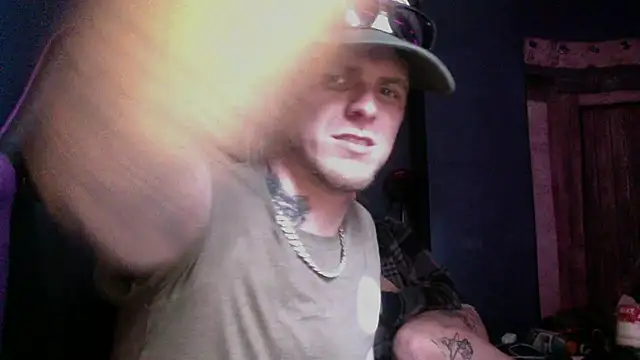 traejddd online show from July 18, 3:49 pm