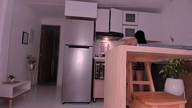 Snapshot of DannaHyde chatting on March 15, 11:06 pm DannaHyde online show from March 15, 11:06 pm