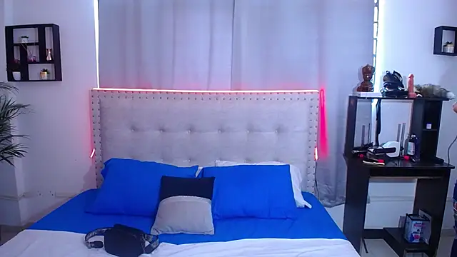 Chiqui milk  online show from March 8, 7:53 pm