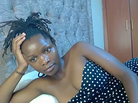 Snapshot of Naughty_Girl17 chatting on February 12, 7:34 am Naughty Girl17 online show from February 12, 7:34 am