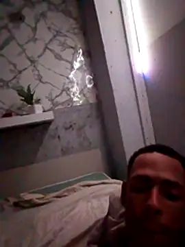 Jefrey1113 online show from April 18, 8:20 pm