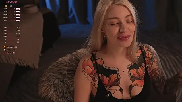 LinaKinky online show from March 12, 4:56 pm