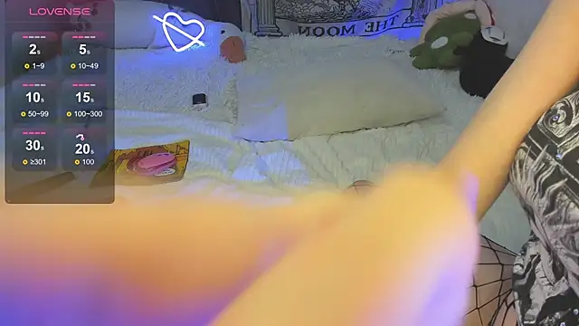 SophiaRyder online show from November 29, 2:47 am