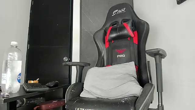 sergiio mesa27 online show from December 17, 12:05 am