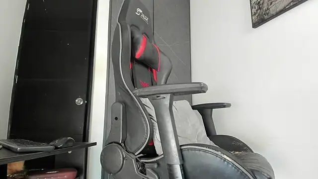 sergiio mesa27 online show from January 11, 3:00 am