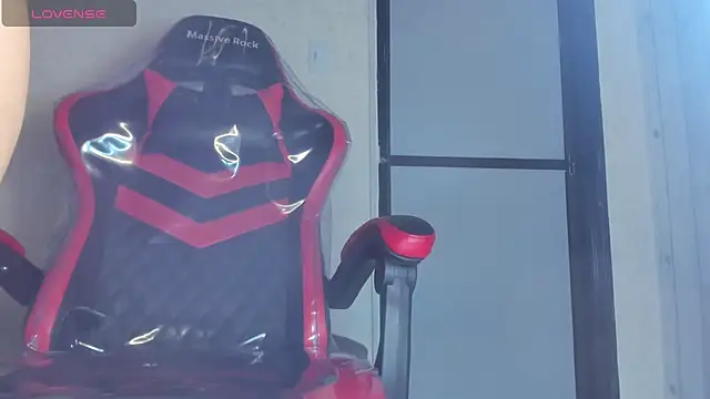 Lissalittlee online show from February 27, 7:47 pm